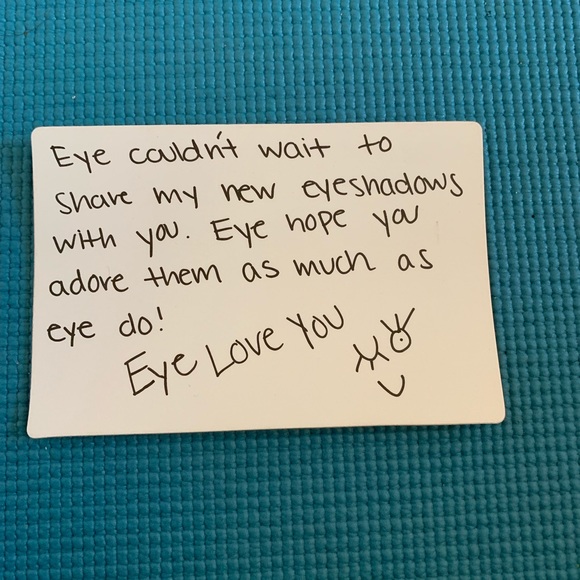 Kylie Jenner Note - Picture 3 of 3